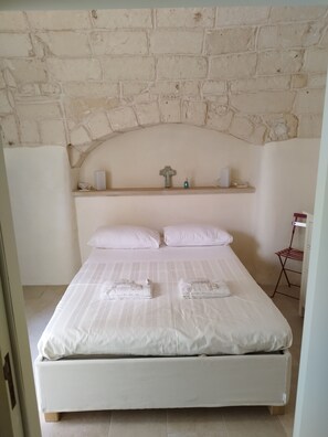 2 Schlafzimmer, Reisekinderbett, WLAN, Bettwäsche