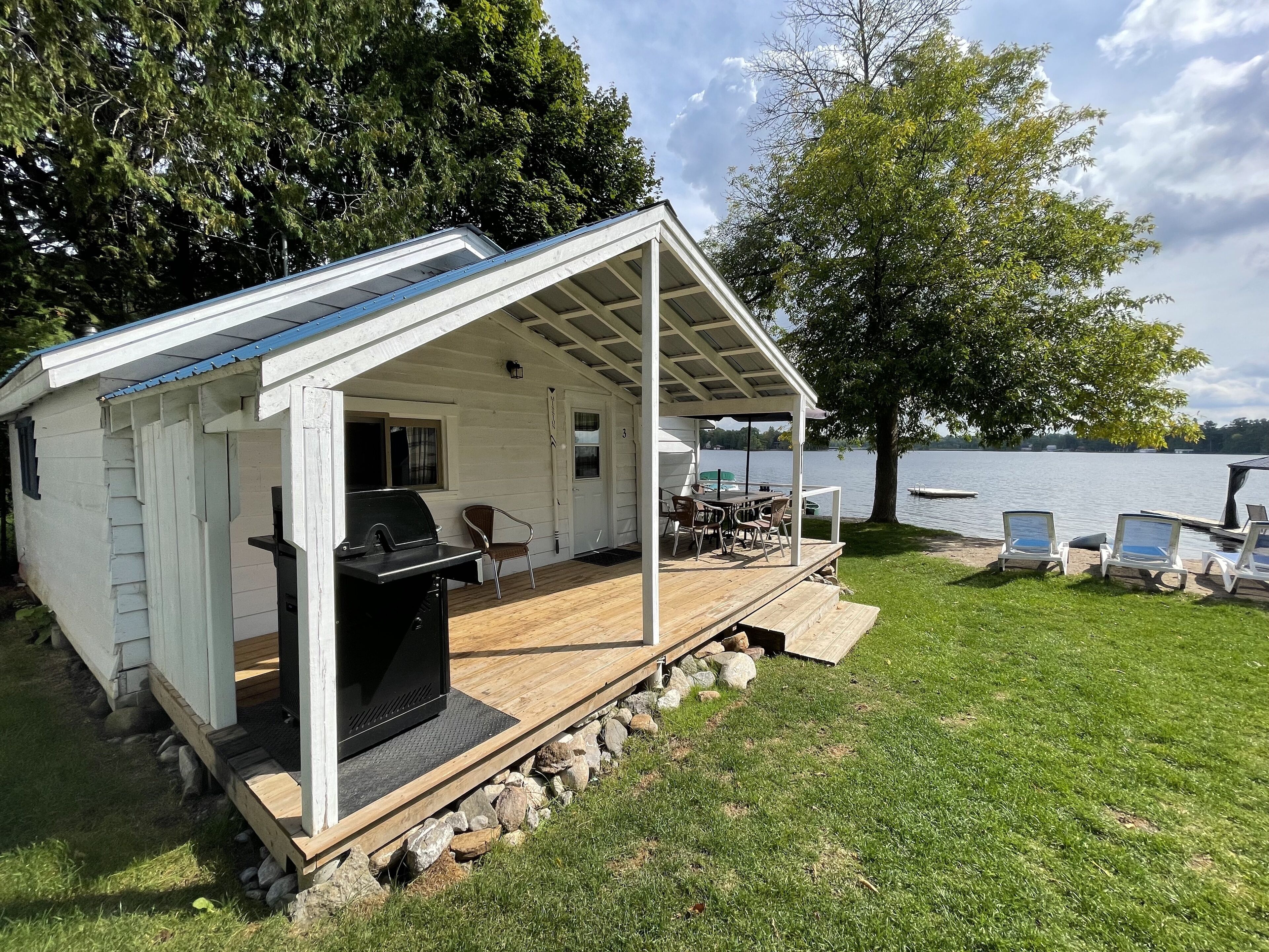 Superior Cottage, 2 Bedrooms, Kitchen, Beachside | Terrace/patio