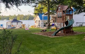 儿童活动区 - 室外