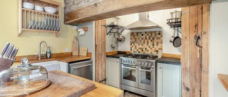 Lave-vaisselle, chaise haute