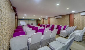 Banquet hall - Itsy Hotels Buddha Inn (Patna)