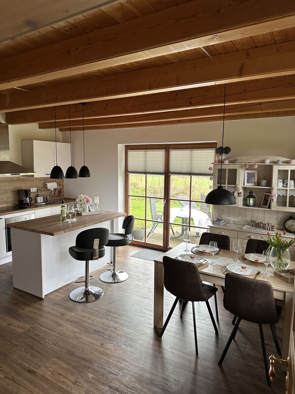 Dining - Quiet vacation apartment between North Sea and Baltic Sea (Fresendelf)