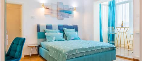 1 sovrum, skrivbord, strykjärn/strykbräda och gratis wi-fi