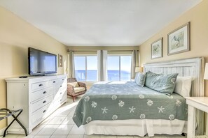2 bedrooms, desk, iron/ironing board, free WiFi - Outstanding 2 bedroom / 2 bath gulf front condo (Orange Beach)