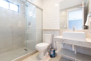 Apartment | Badezimmer | Dusche