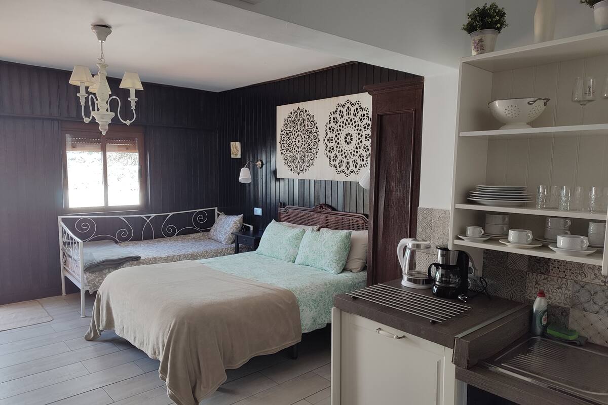 Family Loft | Iron/ironing board, WiFi (free)