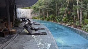 Alberca al aire libre 