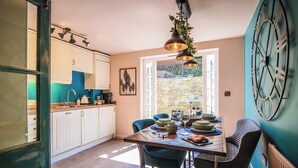 Dining - 2 bedroom accommodation in Welburn, near York (Welburn, near York)
