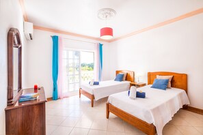 4 chambres, fer et planche Ă repasser, Wi-Fi gratuit, draps fournis