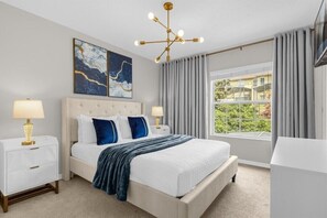 3 chambres, fer et planche à repasser, Wi-Fi, draps fournis