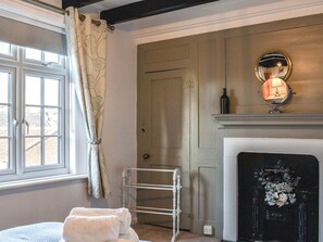 Interior - Sea Dog Cottage - UK42479 (Whitby)