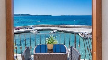 Apartment (One Bedroom Apartment with Balcony an) | Balkon