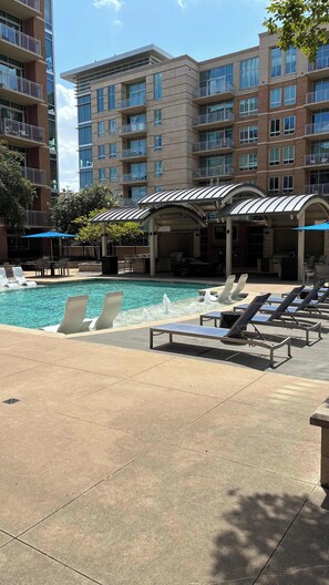 Unclassified image, 4 of 29, button - Preston Douglas Single I Premium 1BR in Dallas (Dallas)