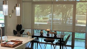 Dining - Preston Douglas Double I Premium 2BR in Dallas (Dallas)