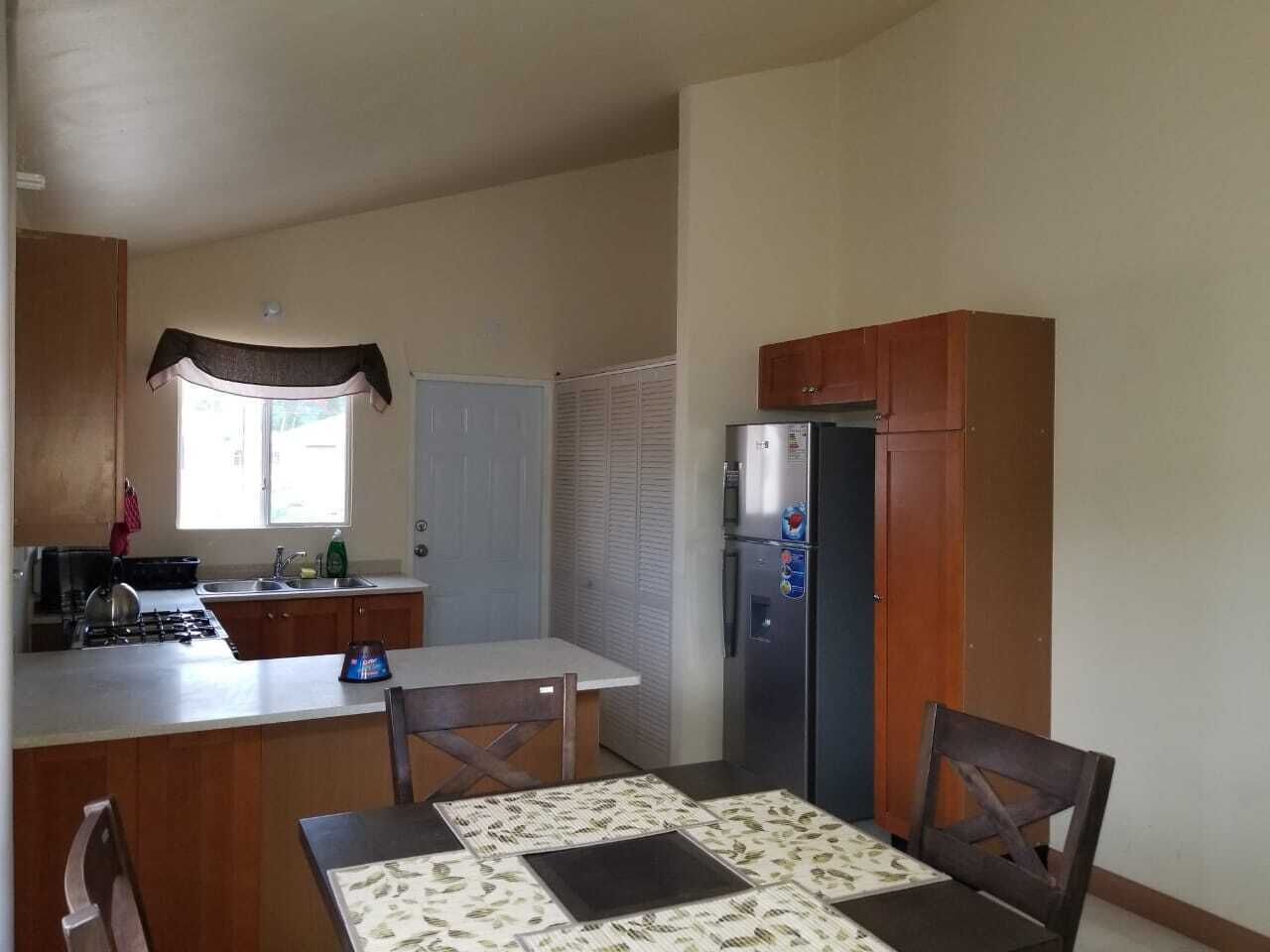 Fridge, microwave, stovetop, cookware/dishes/utensils