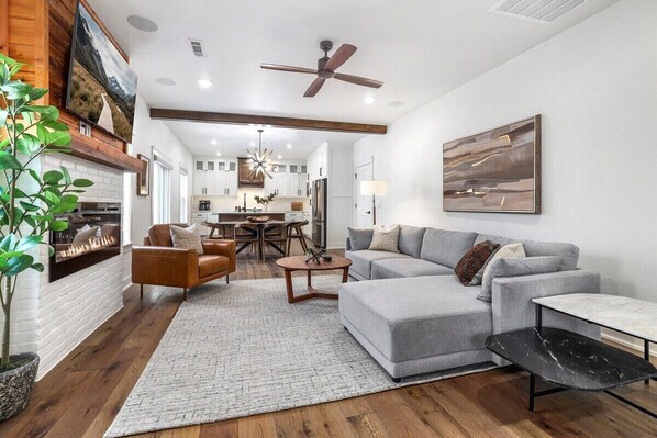 TV, fireplace, offices