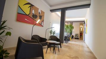 Televisión de pantalla plana