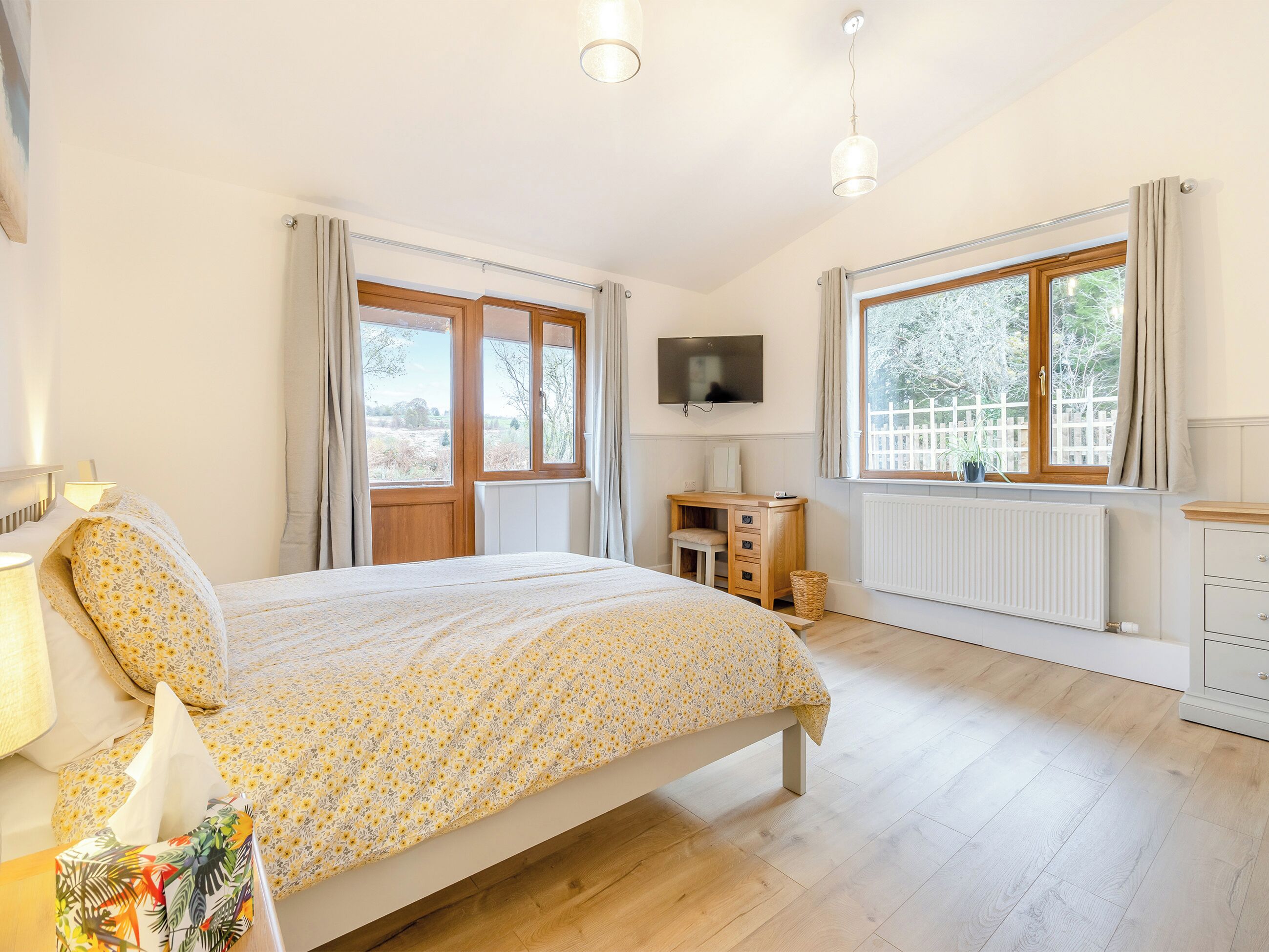 4 habitaciones, wifi gratis y ropa de cama 