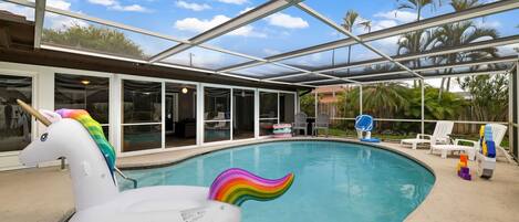 Outdoor pool, a heated pool