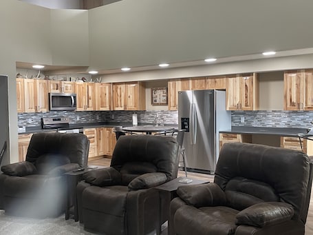 Interior. Legacy Lodge, Beautiful views, local lakes for swimming/fishing.