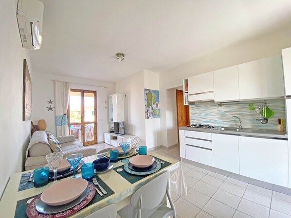 Televisión LED de 32 pulgadas con canales vía satélite y televisión