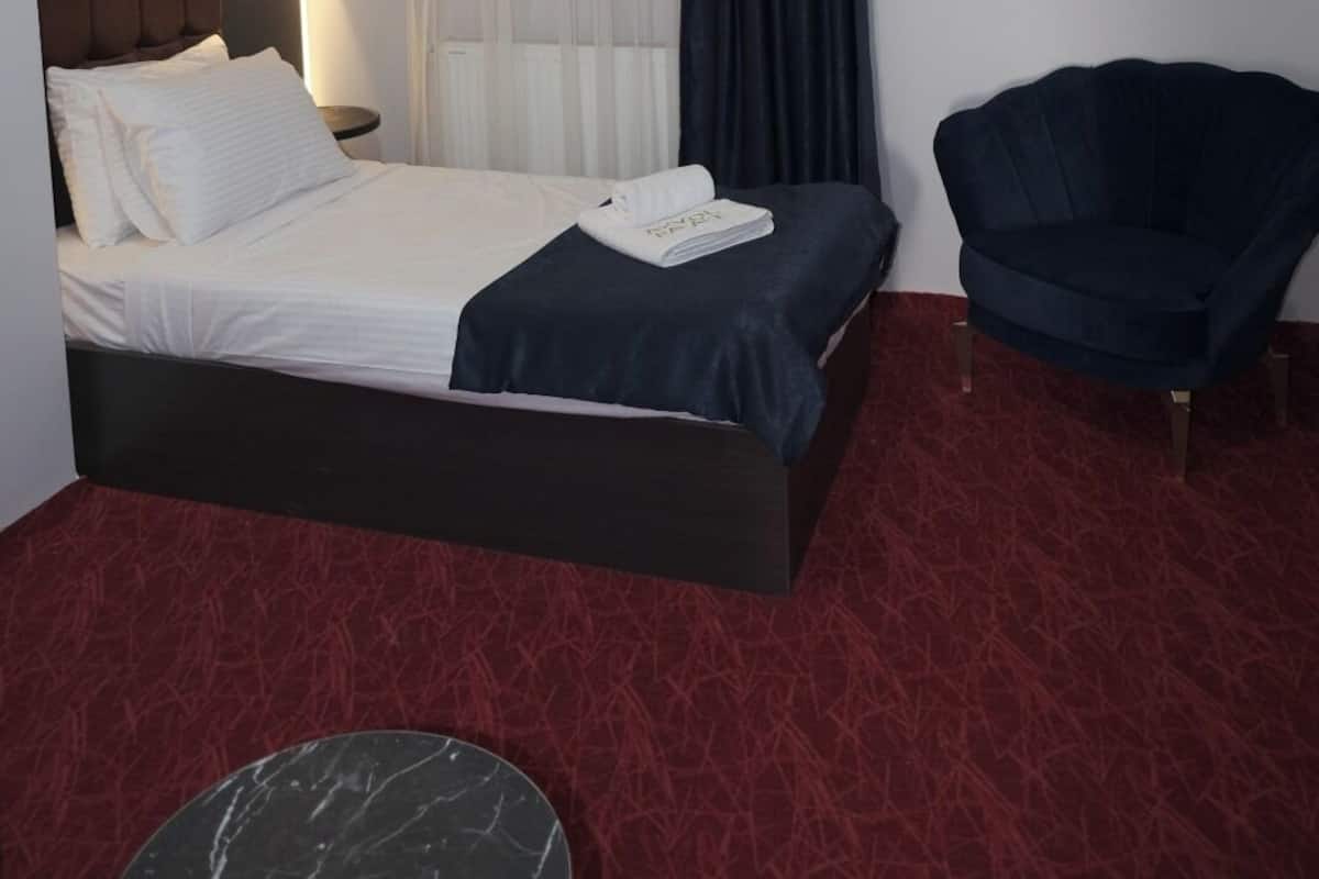 Classic Single Room | Egyptian cotton sheets, premium bedding, down comforters