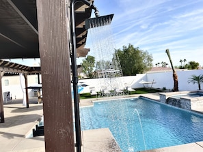 Piscine extérieure, piscine chauffée