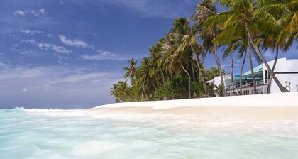 Dhonfulhafi Beach View & Spa