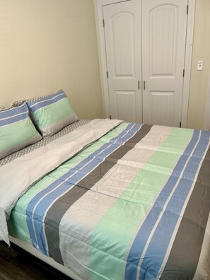 3 Schlafzimmer, Bügeleisen/Bügelbrett, kostenloses WLAN, Bettwäsche