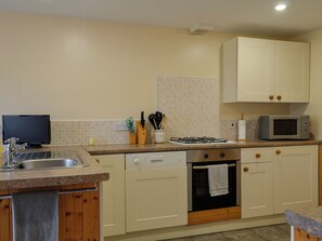 Lave-vaisselle, chaise haute