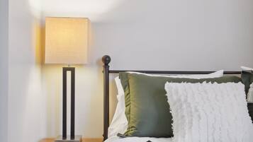 2 dormitorios, escritorio, wifi gratis y ropa de cama