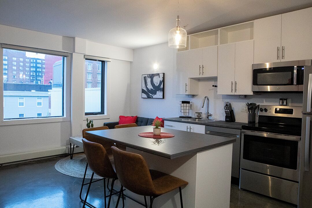 Photo - Cameo Hotel and Suites