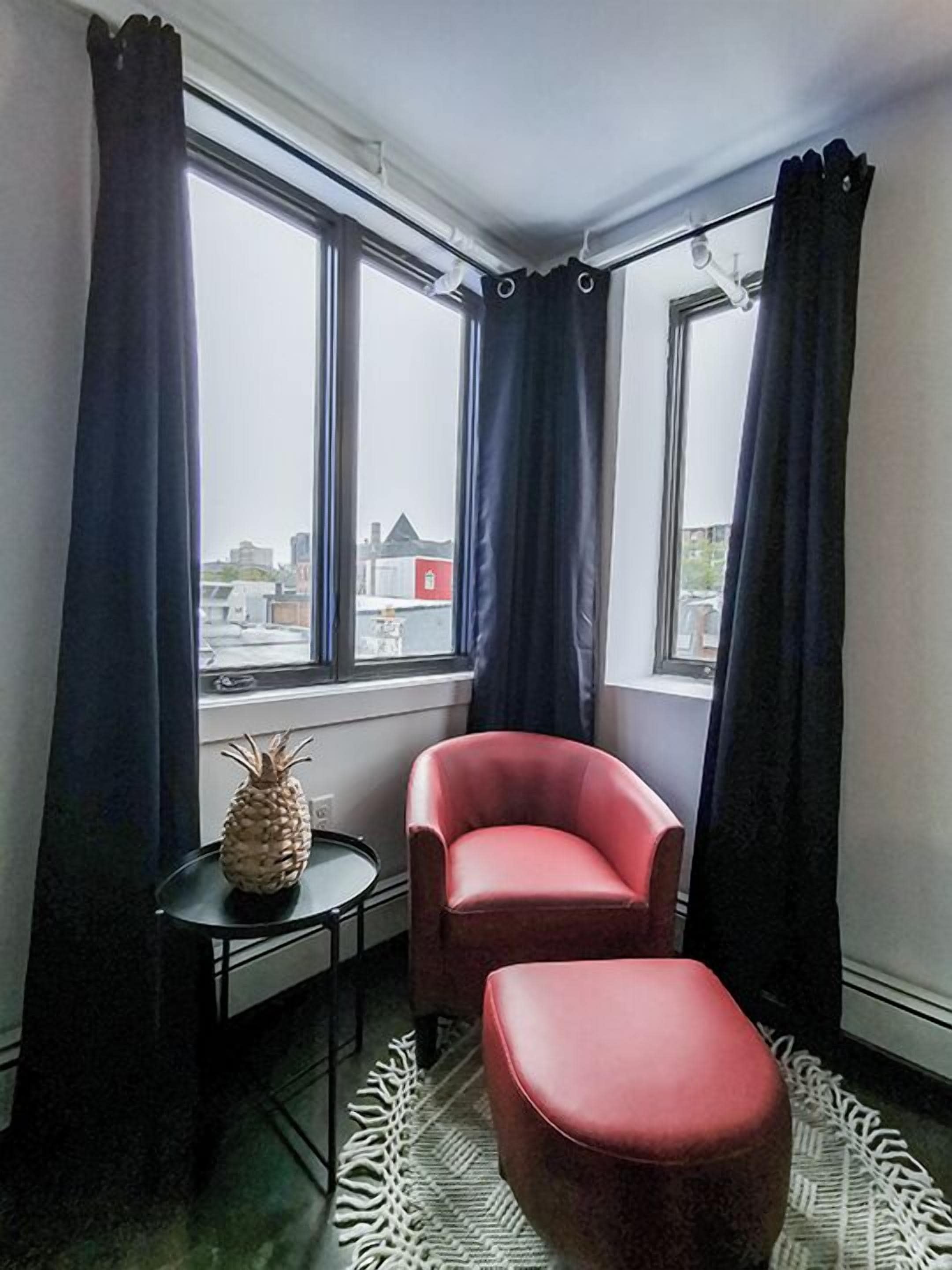 Photo - Cameo Hotel and Suites