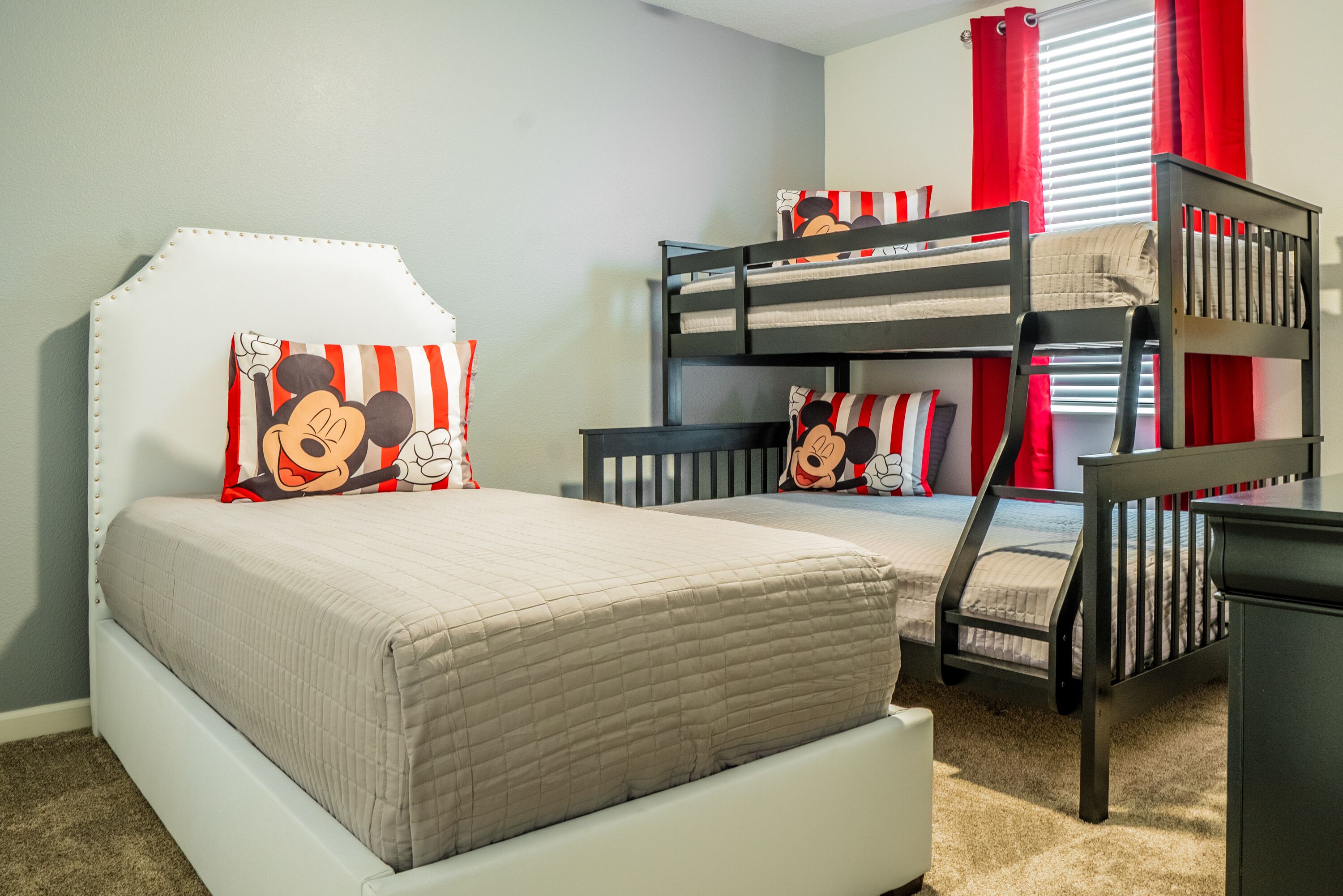 2 bedrooms, iron/ironing board, travel cot, free WiFi