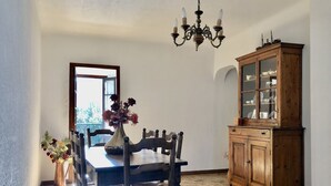 Dining - Large house cape corsica sea and mountain view (Tomino)