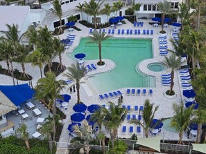 Outdoor pool, a heated pool - Pet-Friendly Paradise with Special Discounts - A Wave from It All Awaits!" (Fort Pierce)