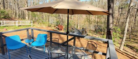 تناول الطعام بالخارج