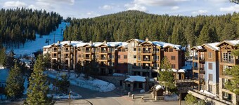 Skier/Snowboarders Delight Northstar Lodge Lake Tahoe