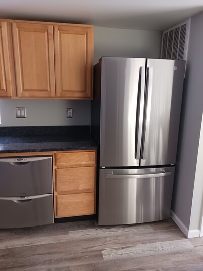 Awesome!! 3 Bedroom Home w/ Budd Lake Beach 9 houses away  Leota Trails close by