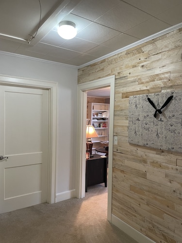 Private, cozy cottage, and beautiful country setting surrounded with pine trees.