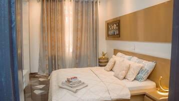 1 camera, una scrivania, Wi-Fi, lenzuola