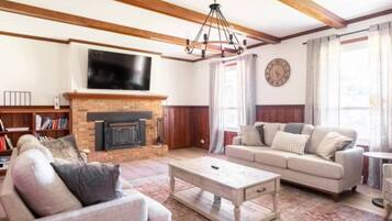 Smart TV, fireplace, foosball, table tennis