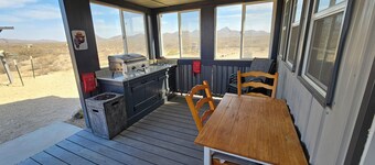 40 Acres of Solitude: Relax&Explore Near Big Bend