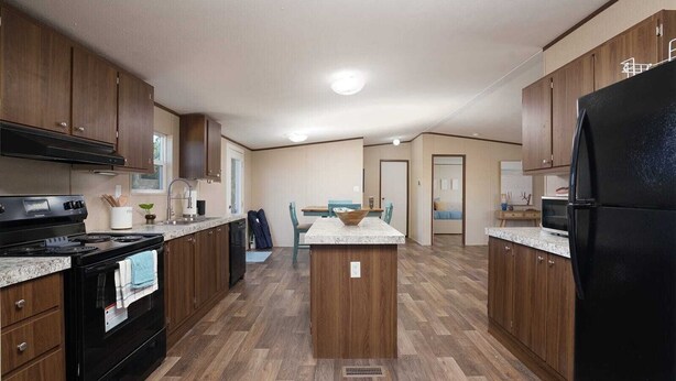 Coffee/tea maker, fridge, microwave, oven - NEW! The Cozy Lake House Texas! (Canyon Lake)
