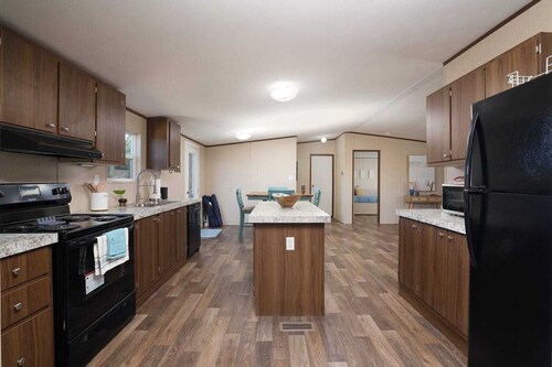 NEW! The Cozy Lake House Texas!