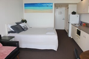 1 habitación, wifi y ropa de cama