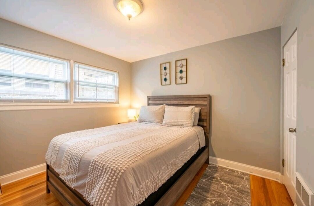 2 bedrooms, desk, free WiFi, bed sheets