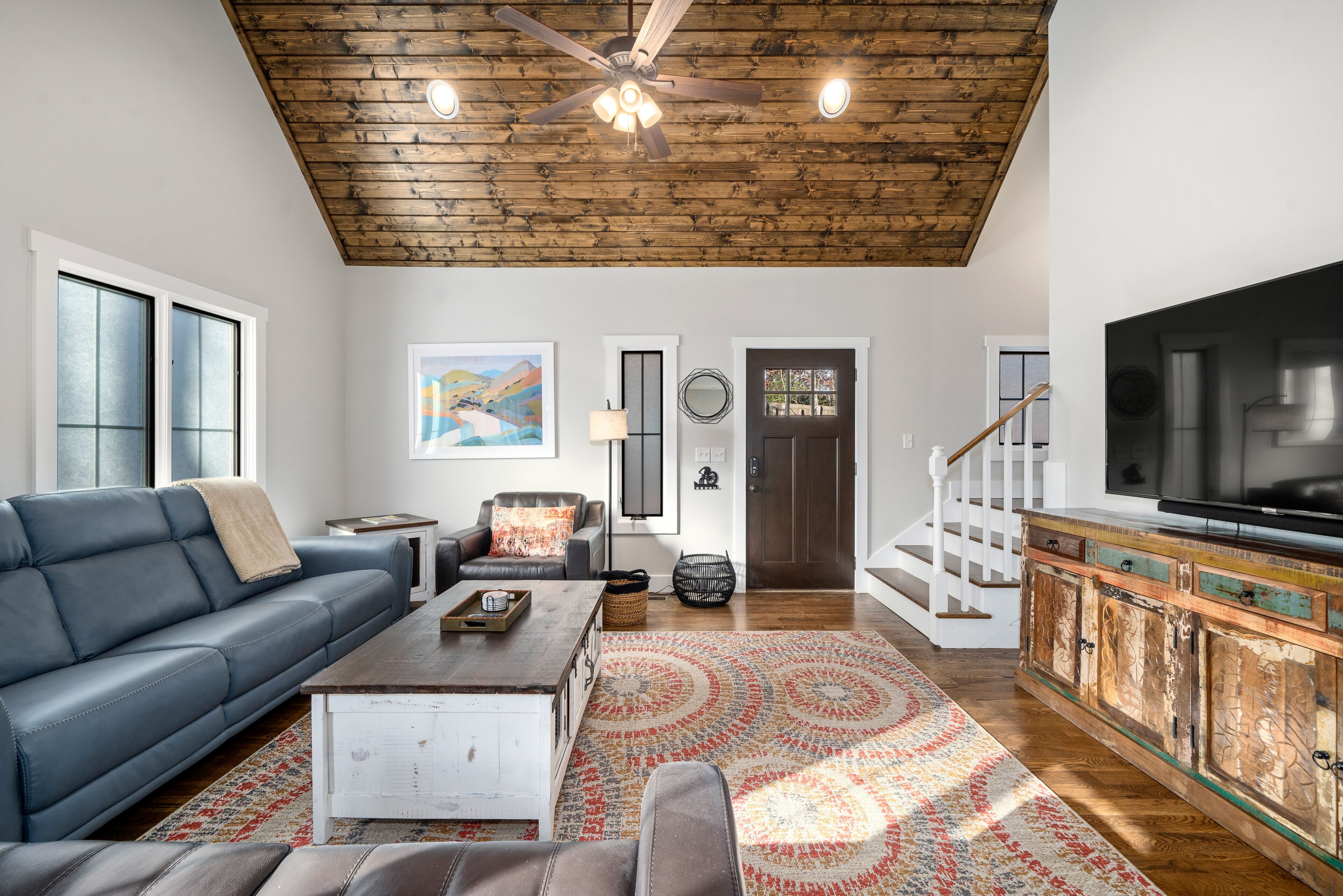 智能电视、立体声音响