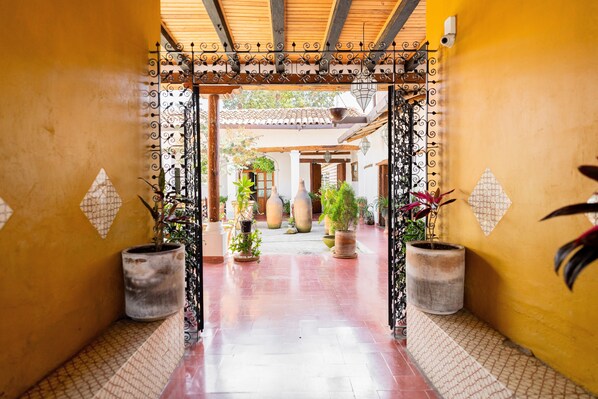 Nội thất lối vào