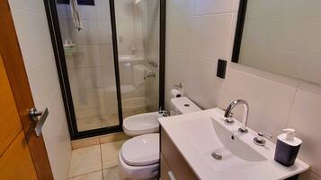 Comfort Apartment, 1 Bedroom | Bathroom